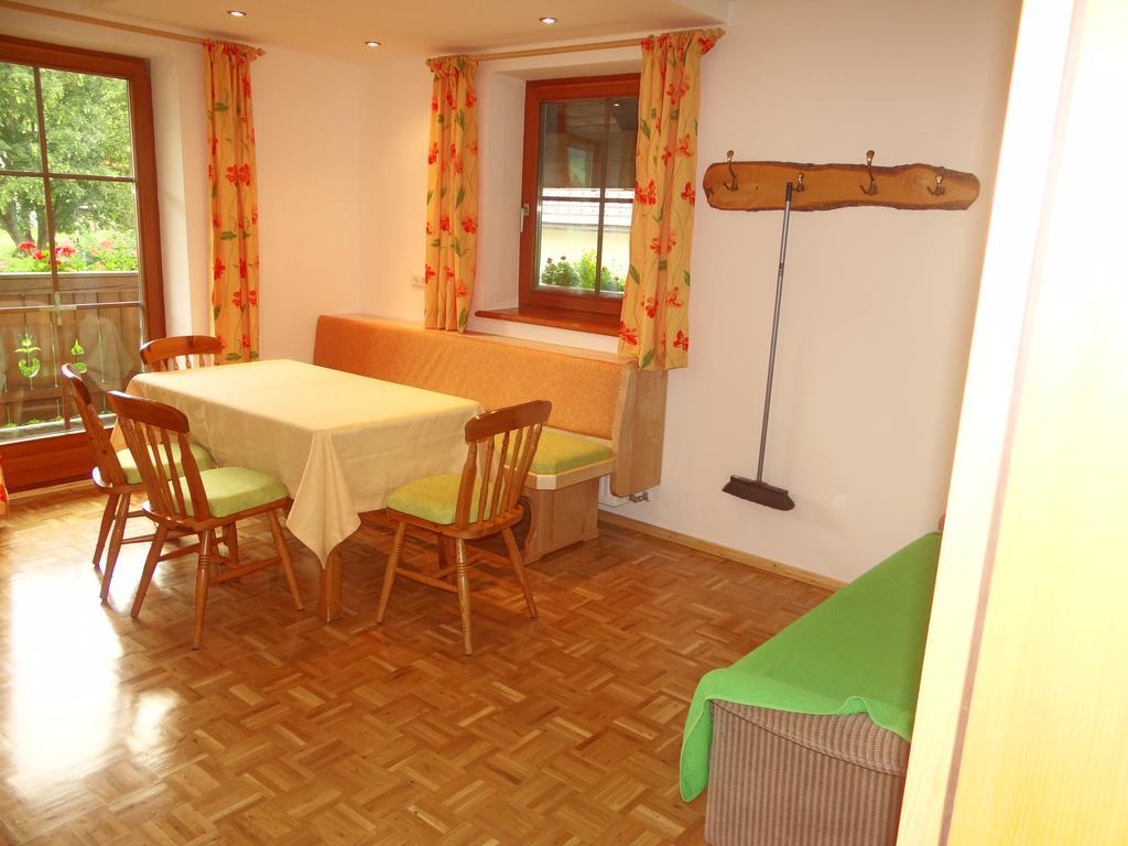 Haus Edelweiss Apartman Sankt Margarethen im Lungau Szoba fotó